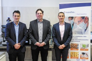 Eurofins-csapata-imune-alga-bevizsgalas